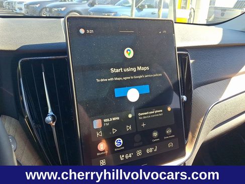 New 2026 Volvo XC60 B5 Plus w/ Climate Package image 17