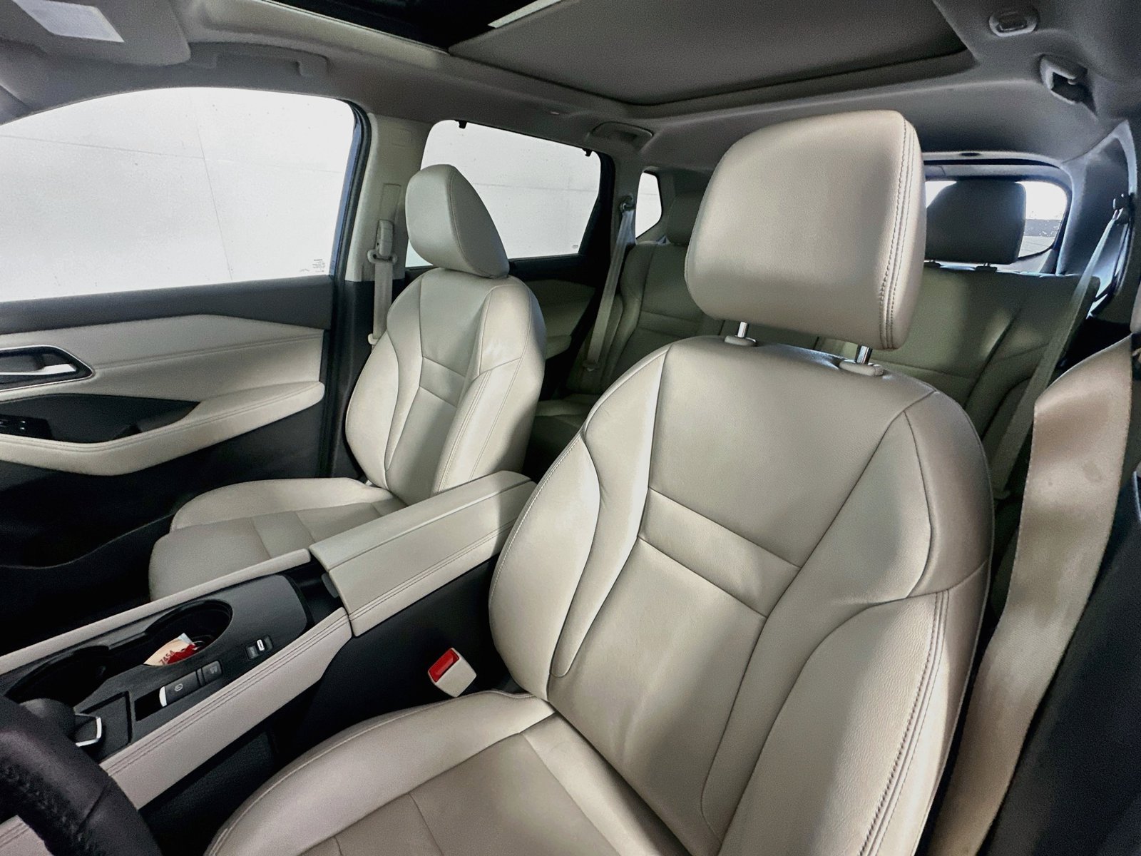 Used 2021 Nissan Rogue SL w/ Premium Package FWD image 21