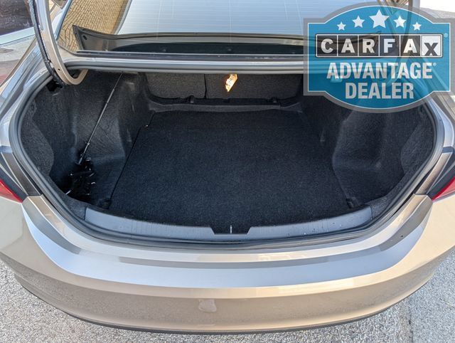Used 2023 Chevrolet Malibu LT FWD image 18
