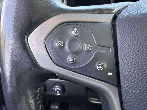 Used 2020 Chevrolet Colorado Z71 AWD/4WD image 19