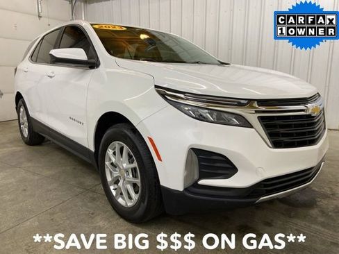 Used 2023 Chevrolet Equinox LT FWD image 1