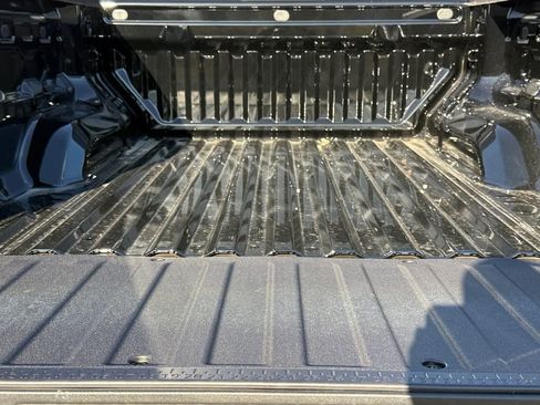 New 2026 Chevrolet Colorado W/T image 16