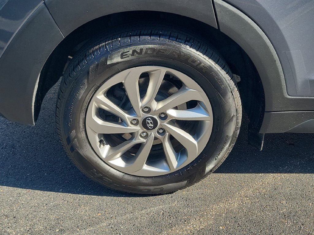 Used 2017 Hyundai Tucson SE w/ Cargo Package FWD image 8
