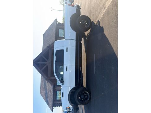 Used 2022 RAM 2500 Limited AWD/4WD image 1