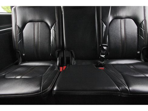 Used 2024 Ford Expedition Max Platinum RWD image 16