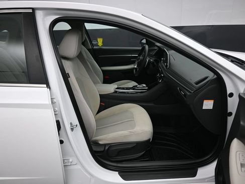 Used 2021 Hyundai Sonata Blue FWD image 38