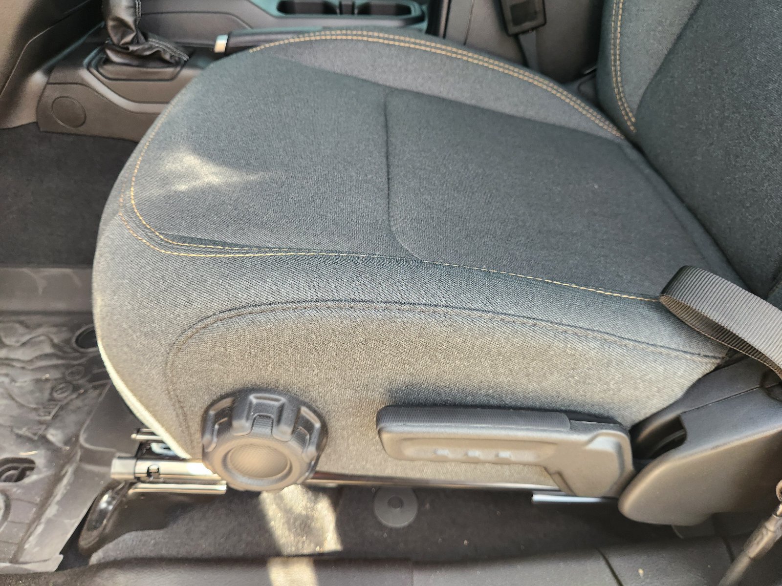 New 2026 Jeep Gladiator Sport AWD/4WD image 20