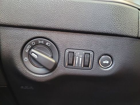 Certified 2023 Dodge Charger SXT image 24