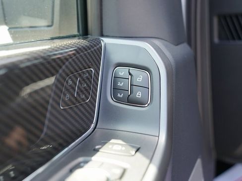 New 2025 Ford F250 Lariat w/ Lariat Ultimate Package image 14