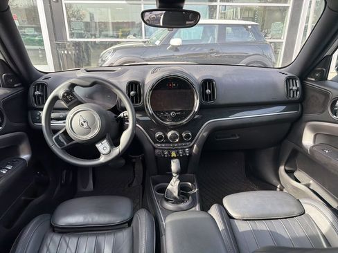 Used 2023 MINI Cooper Countryman SE w/ Storage Package image 9