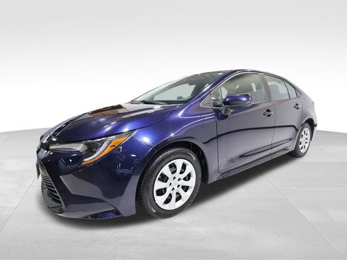 Used 2024 Toyota Corolla LE image 8