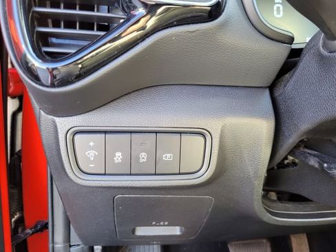 Used 2024 Kia Soul GT-Line w/ GT-Line Technology Package image 28