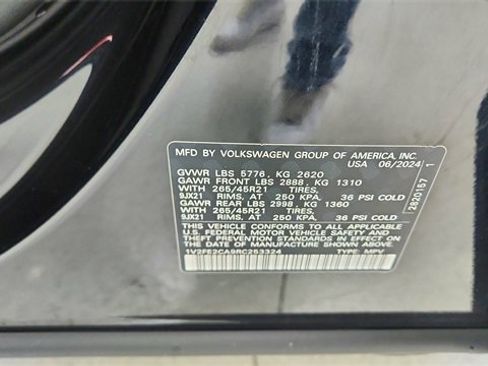 Used 2024 Volkswagen Atlas Cross Sport SEL Premium R-Line image 66