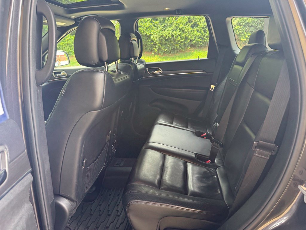 Used 2018 Jeep Grand Cherokee Limited AWD/4WD image 23