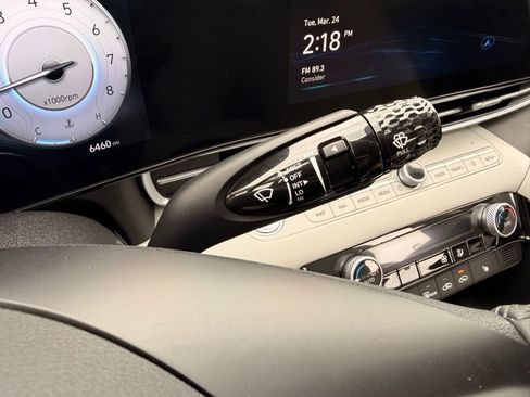 Used 2025 Hyundai Elantra Limited w/ Cargo Package image 13