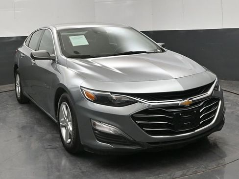 Used 2024 Chevrolet Malibu LS image 3