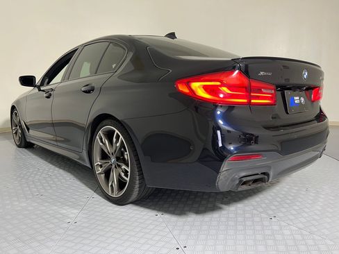 Used 2020 BMW M550i xDrive w/ Executive Package image 3