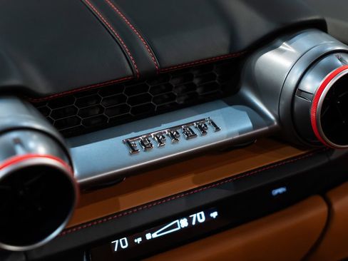 Certified 2023 Ferrari 812 GTS RWD image 35