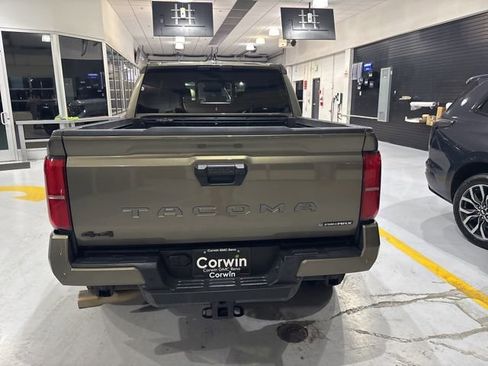 Used 2024 Toyota Tacoma TRD Off-Road w/ TRD Off Road Upgrade Package image 8