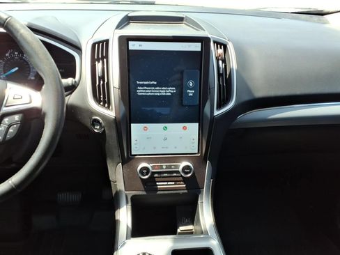 Used 2021 Ford Edge SEL AWD/4WD image 14
