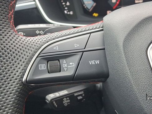 Certified 2025 Audi Q3 2.0T Premium Plus w/ Premium Plus Package image 22