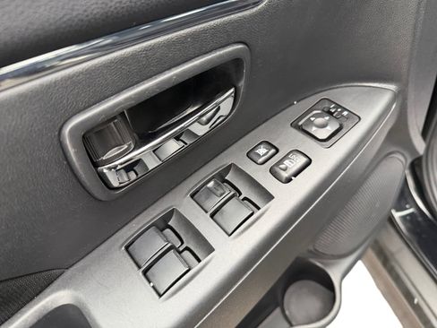 Used 2024 Mitsubishi Outlander Sport ES image 11