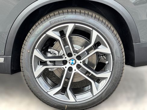 Used 2026 BMW X5 xDrive40i AWD/4WD image 13