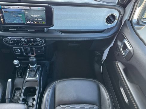 Used 2024 Jeep Wrangler Sahara w/ Technology Group image 30