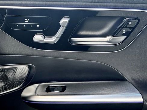 New 2026 Mercedes-Benz GLC 300 4MATIC image 32