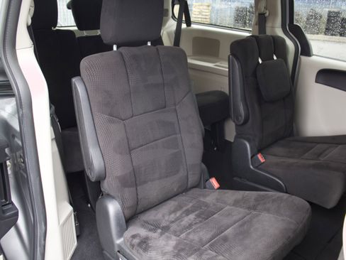 Used 2014 Dodge Grand Caravan SE w/ Quick Order Package 29E SE FWD image 27
