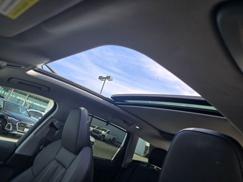 Used 2025 Audi Q6 e-tron Premium Plus w/ Premium Plus image 5