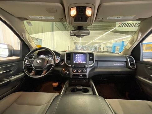 Used 2019 RAM 1500 Big Horn AWD/4WD image 29