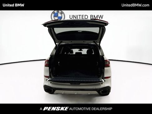 Used 2023 BMW X5 xDrive40i w/ Executive Package AWD/4WD image 14