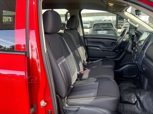 Used 2023 Nissan Titan S w/ S Utility Package image 8