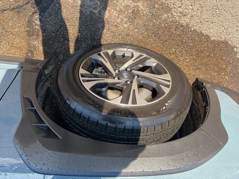 Certified 2024 Subaru Crosstrek 2.0i Premium w/ Popular Package #4 image 7