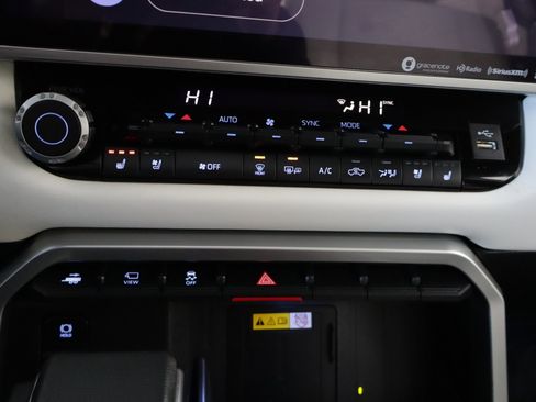 Used 2023 Toyota Tundra Capstone image 17