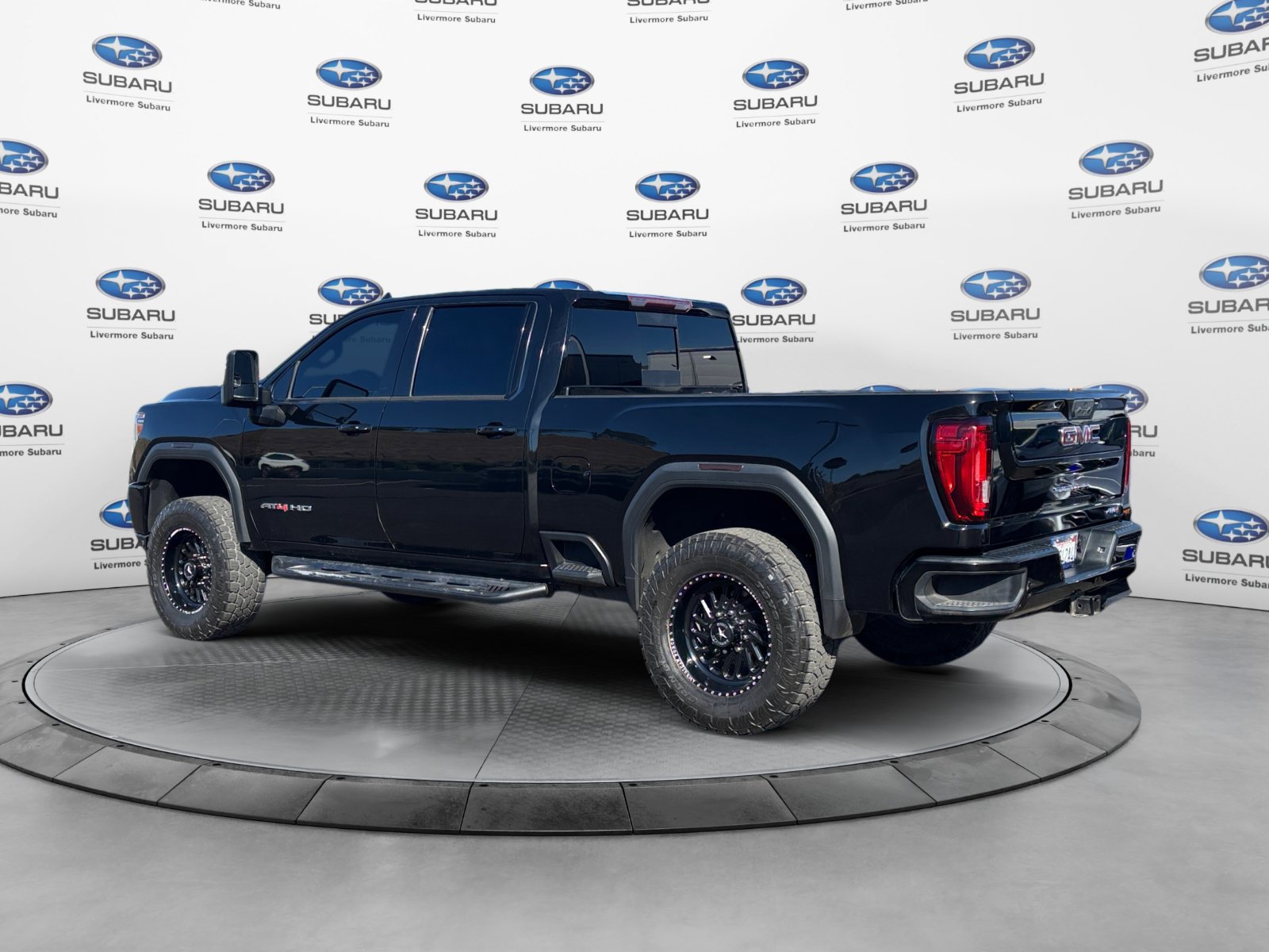 Used 2020 GMC Sierra 2500 AT4 w/ AT4 Premium Package AWD/4WD image 4