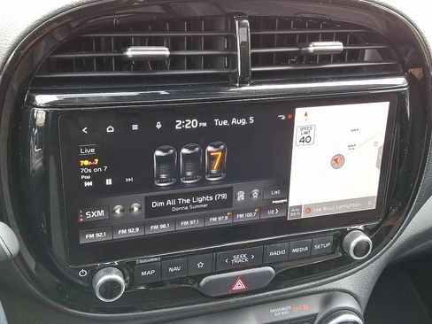 Used 2023 Kia Soul EX image 17