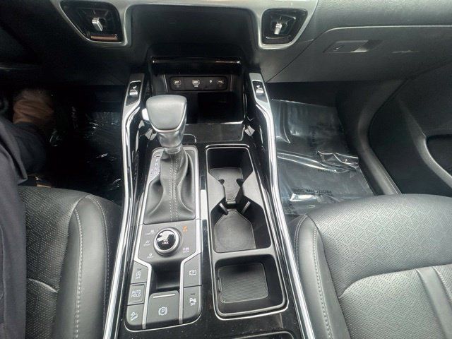 Used 2023 Kia Sorento SX AWD/4WD image 30