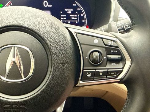 Used 2024 Acura MDX SH-AWD w/ Technology Package image 12