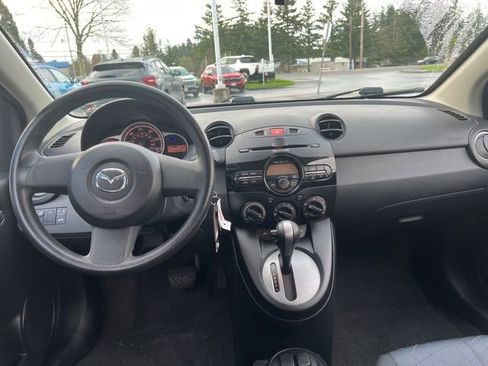 Used 2014 MAZDA MAZDA2 Sport image 42