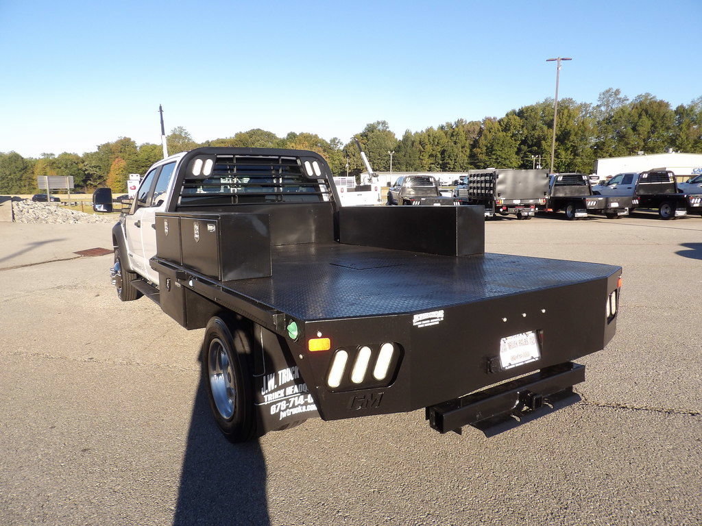 Used 2019 Ford F550 4x4 Crew Cab Super Duty image 5