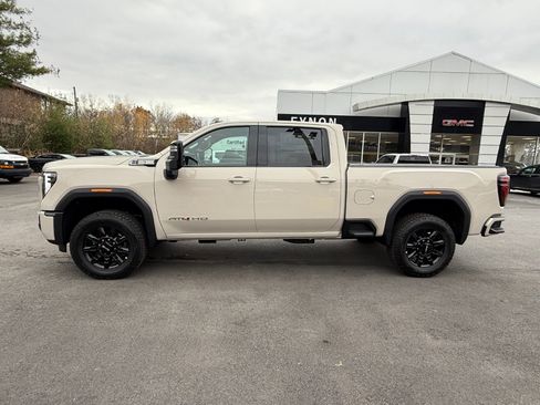 New 2026 GMC Sierra 3500 AT4 image 2