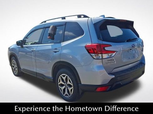 Certified 2023 Subaru Forester Premium AWD/4WD image 4