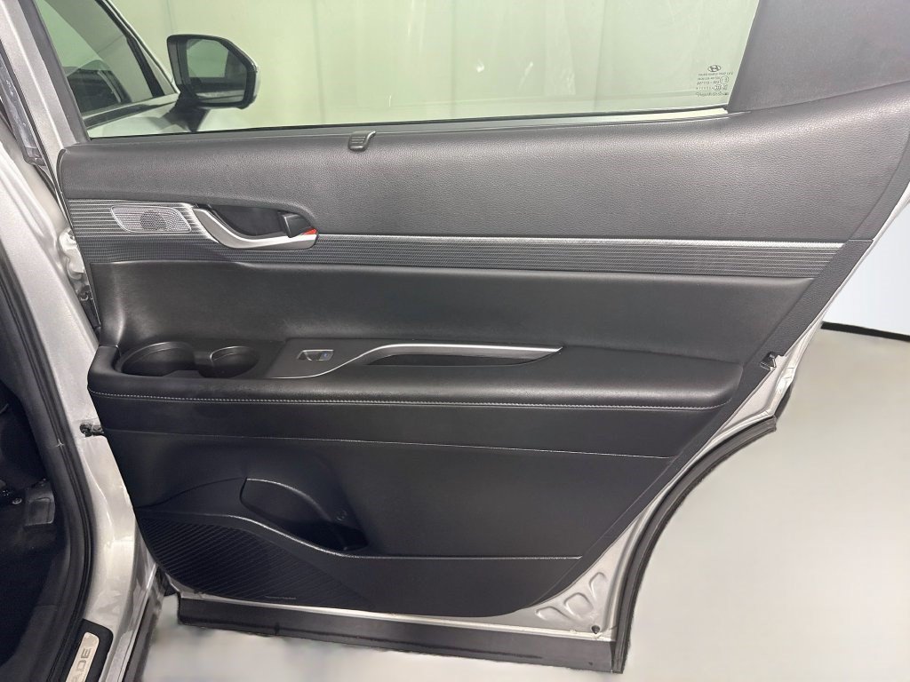 Used 2024 Hyundai Palisade Limited FWD image 27