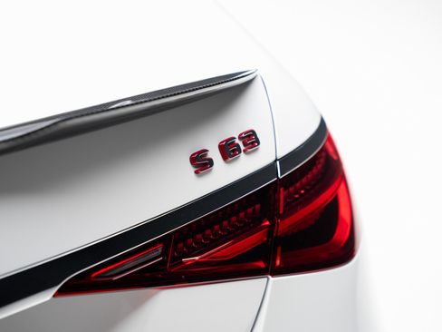 Used 2024 Mercedes-Benz S 63 AMG S image 34