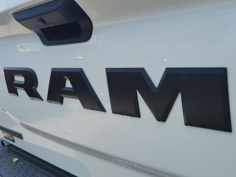 Used 2025 RAM 2500 Big Horn AWD/4WD image 6