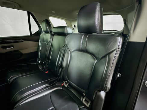 Used 2023 Honda Pilot LX image 22