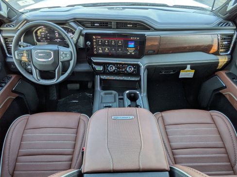 New 2026 GMC Sierra 2500 Denali Ultimate image 14