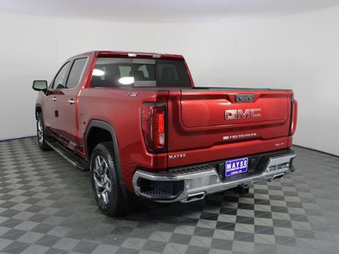 New 2026 GMC Sierra 1500 SLT image 25